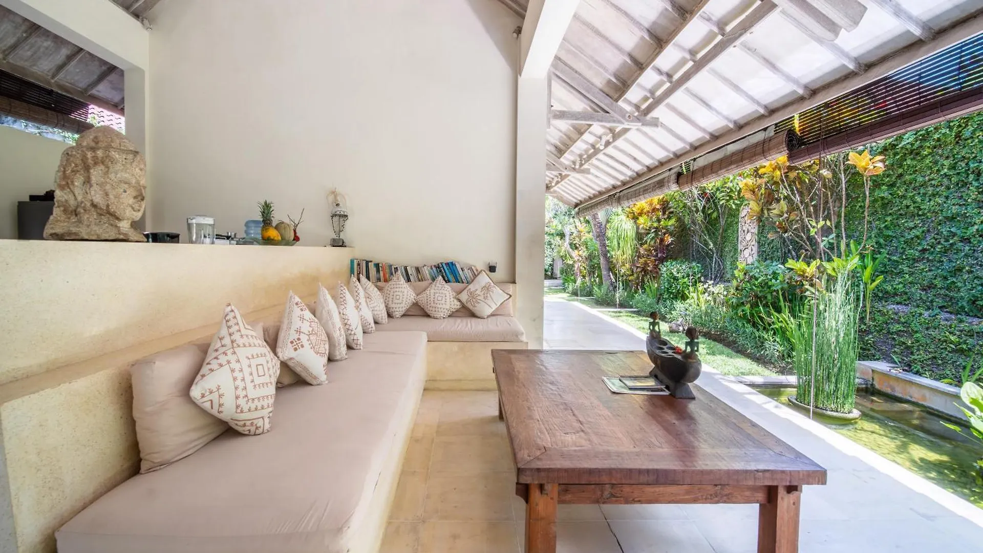 Villa Gembira By Villa Finder Canggu