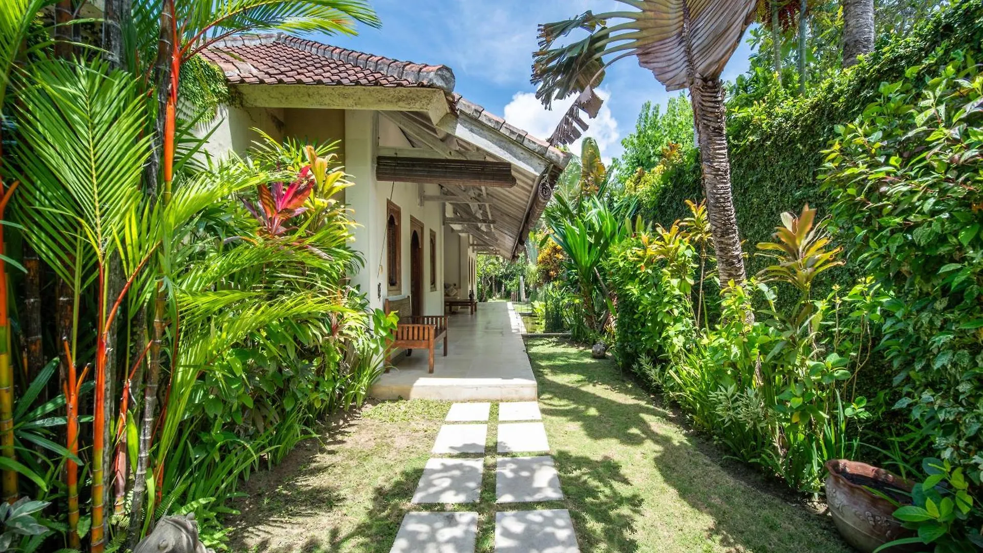 Villa Gembira By Villa Finder Canggu  Indonesia