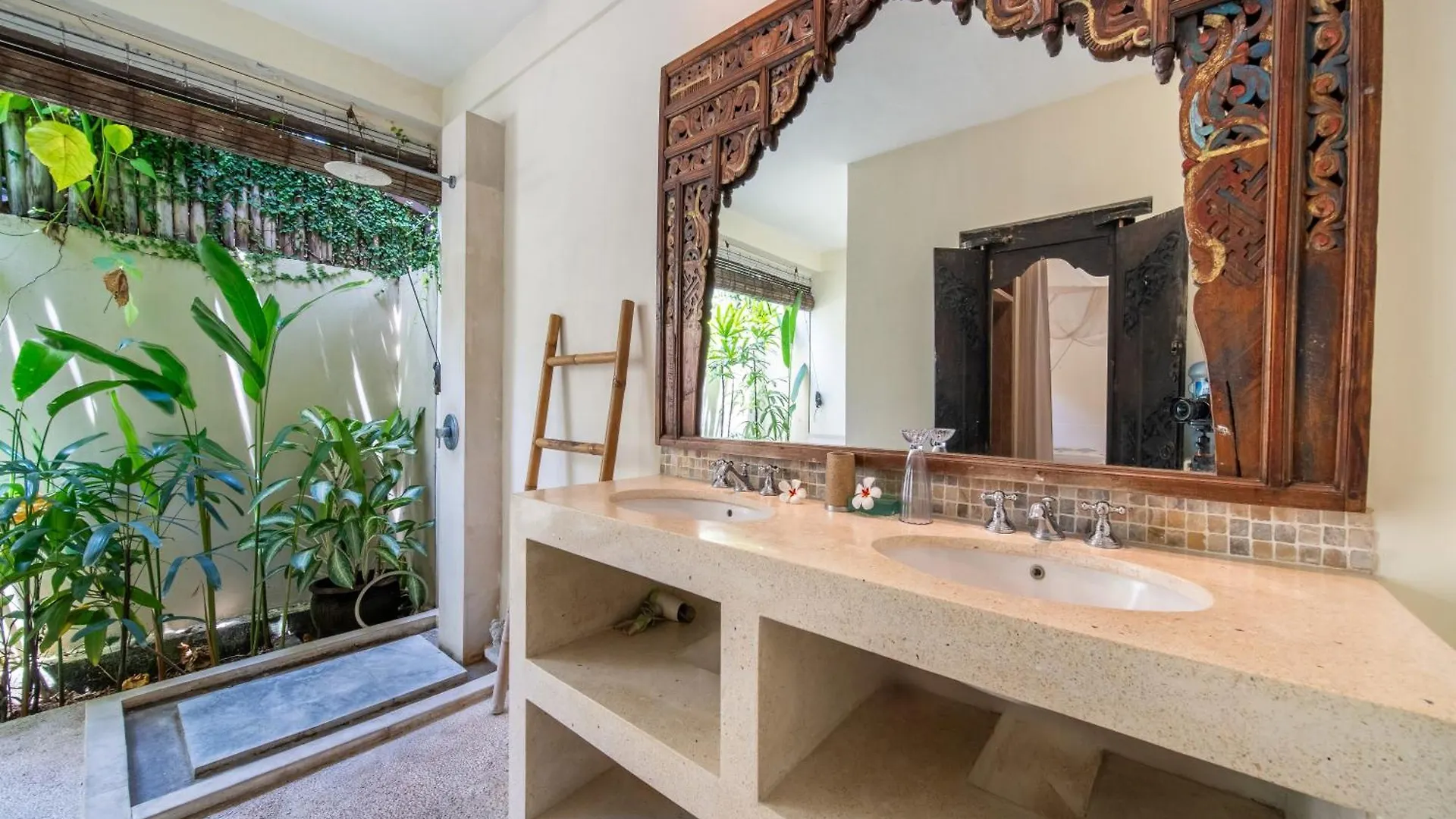 Villa Gembira By Villa Finder Canggu